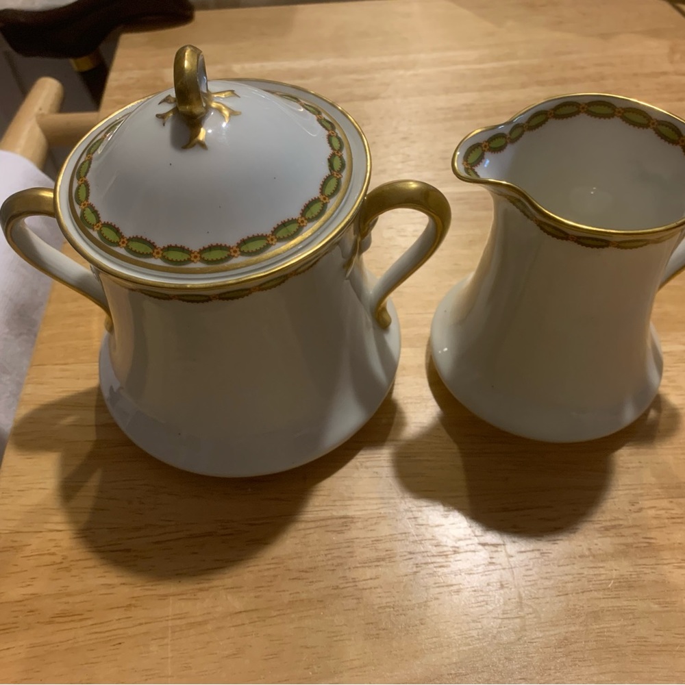 HAVILAND LIMOGES FRANCE SCHLEIGER GOLD DAUB ENCRUSTED CREAMER AND SUGAR BOWL